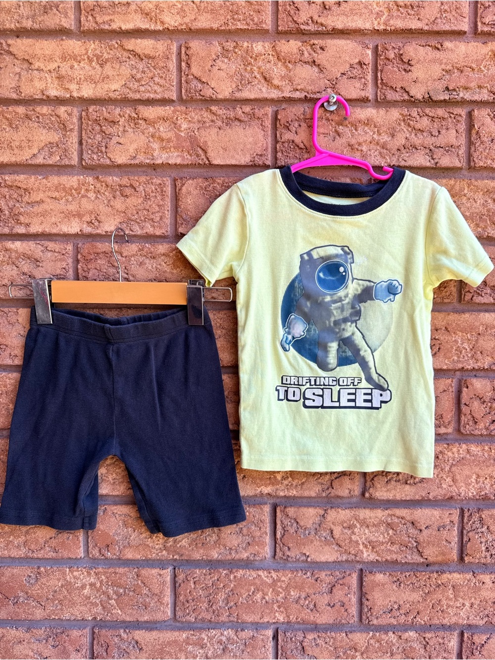 4/$25 • Carters “Drifting Off To Sleep” Cotton 2 Piece PJ Set
